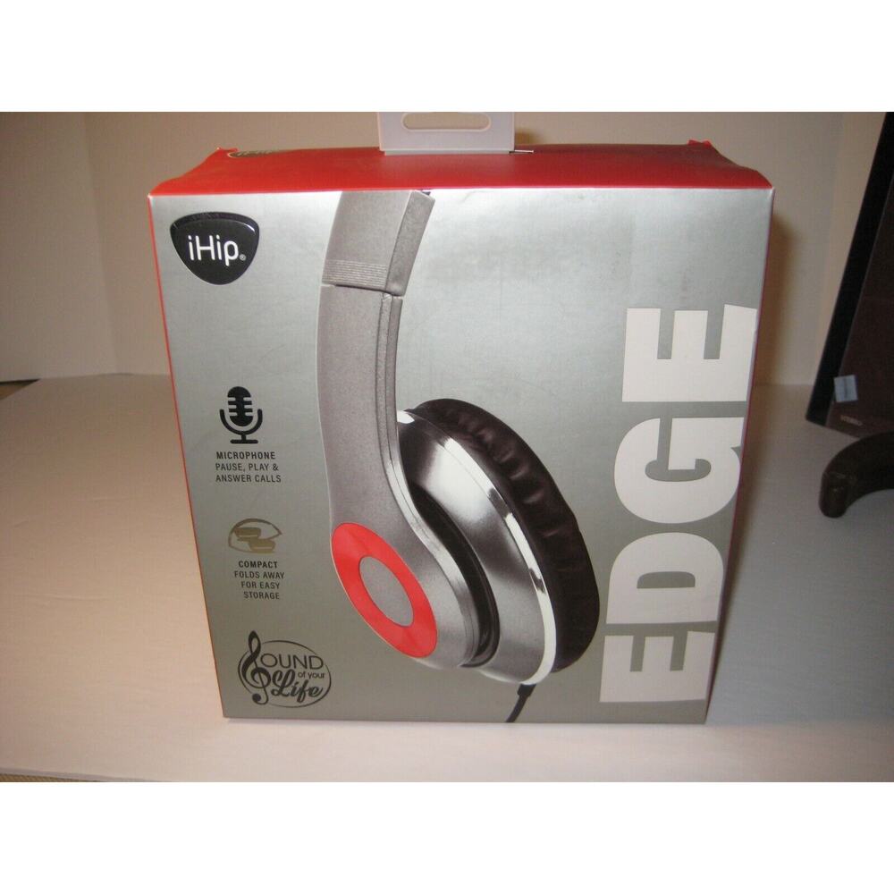 iHIP Edge Headphones Deep Bass Compact Noise Isolating Built in Microphone NIB